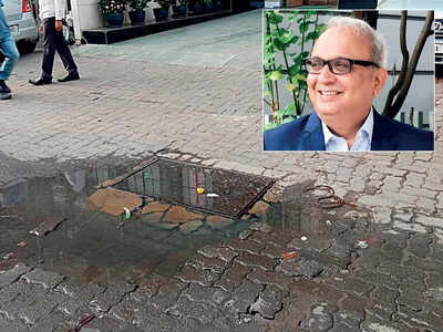 Market guru falls in open manhole, escapes death