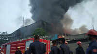Major fire breaks out at cloth factory in Gujarat's Surat 