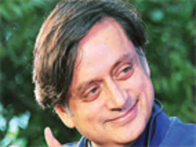Guru’s hanging wrong: Tharoor