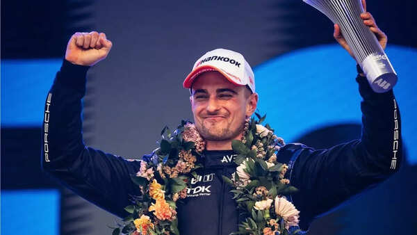 Porsche’s Nico Muller on Miami E-Prix pole and podium: “Big relief to prove it to myself”