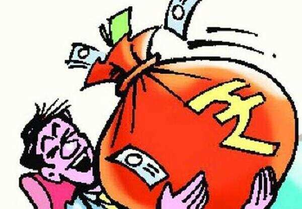Falling revenue not to hinder government from paying salaries