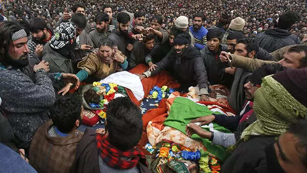 Why teen militants are Kashmir's new big threat