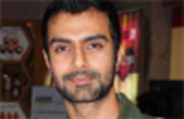 I can handle women very well: Ashmit Patel
