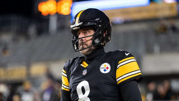 “They don't want Aaron Rodgers back”: Pittsburgh media erupts after insider claims Steelers are trying to push Aaron Rodgers away