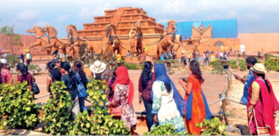 Bahubali sets: Prabhas' kingdom of Mahishmati now a big tourist draw