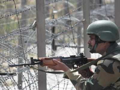 Kashmir: Three terrorists killed, army officer among four soldiers injured in Tanghdar