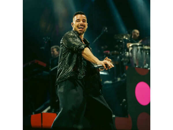 Ricky Martin safe after tear gas scare at Montenegro concert; Singer returns to stage and continues show