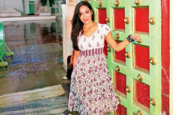 Hema Malini reminds me of my mother: Sofia Hayat