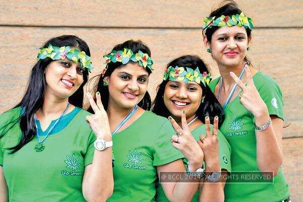 Treasure hunt for women at a hotel in Indore