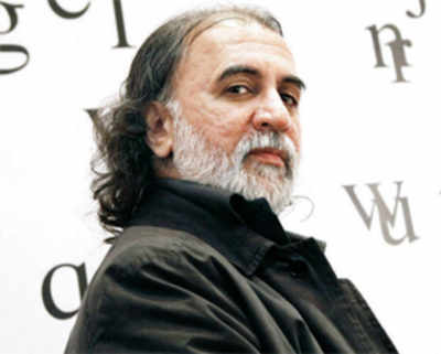 Journalist who accused Tejpal of sexual assault resigns from Tehelka
