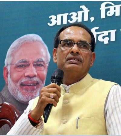 Shivraj Singh Chouhan sits on fast in Bhopal 'for restoration of peace'