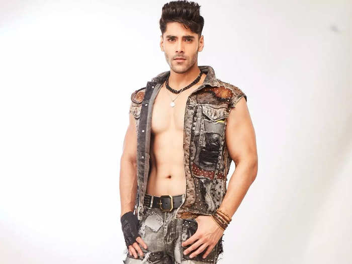 Simba Nagpal is the fifth contestant to enter the Bigg Boss 15 house; expresses his wish of being the 'lion' of the house.