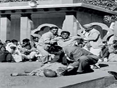Fake News Buster: Photo of Mahatma Gandhi's assassination is from a film