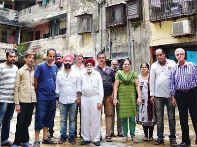 Refugee colony residents fear return to Partition days