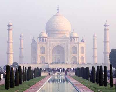 'Restrict number of visitors, stay time at Taj'