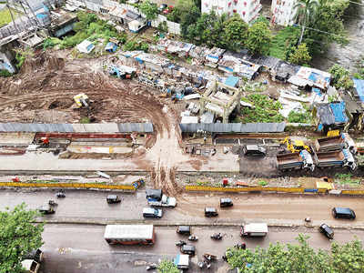 Demolitions completed at Chembur’s Amar Mahal junction