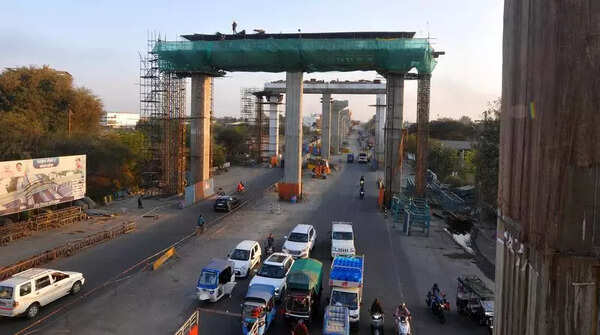 400-tonne steel girder to be launched on flyover at Luv Kush Square