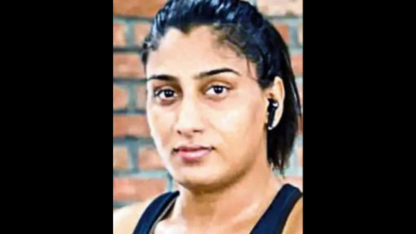 Haryana wrestler attempts suicide, blames hubby & jailer