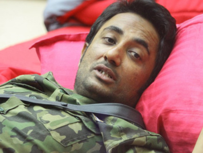 Bigg Boss 11: Zubair Khan rushed to hospital after Salman Khan blasts him for bad behaviour