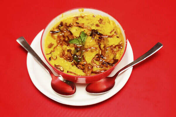 Tasting haleem in the city