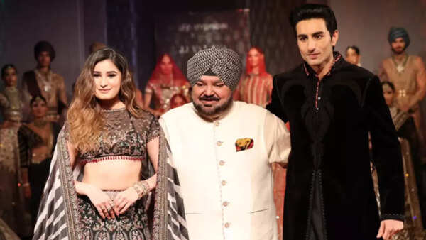 In a dreamlike finale, JJ Valaya celebrates 33 years of couture with Rasha Thadani and Ibrahim Ali Khan