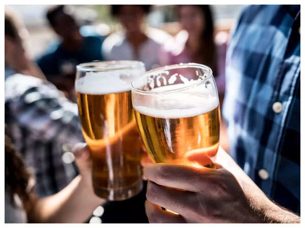 “But doctor, beer isn’t alcohol”? Why alcoholic fatty liver is tough to diagnose and treat