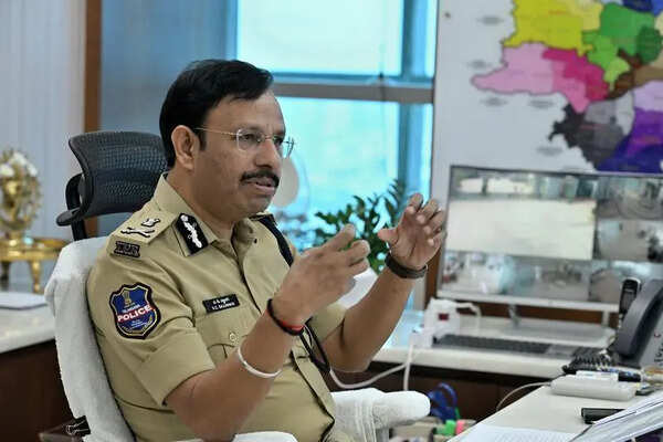 Centre convenes meet on mule accounts, invites Hyderabad police commissioner VC Sajjanar