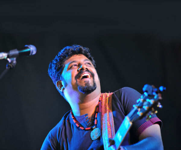 Raghu Dixit talks about the day when a record label told him he was not good-looking enough