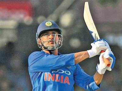 Dhoni won’t play for Jharkhand in Vijay Hazare knockouts; chief selector Prasad had said he would