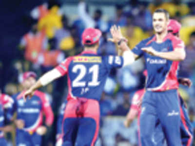 Coulter-Nile blitz helps Daredevils go the distance vs CSK
