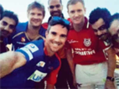 IPL captains take a selfie