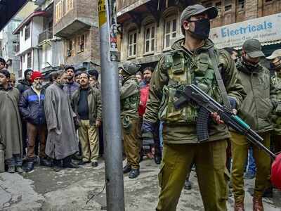 NIA raids separatists' homes in Jammu and Kashmir; separatists protest by calling for two-day shutdown