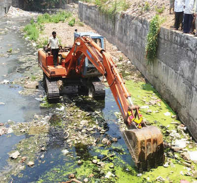 BMC took on contractors last year; will pay for it this year