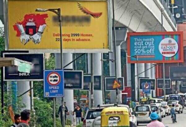 Visual clutter a poor advertisement for Delhi