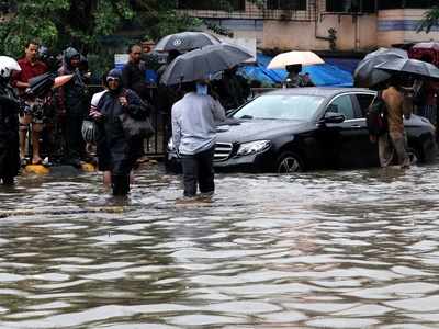 BMC chief Praveen Pardeshi blames climate change for Mumbai's monsoon woes