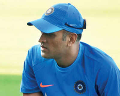 Dhoni served notice