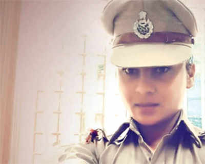Women railway cops, both lovers, squabble; 1 sacked