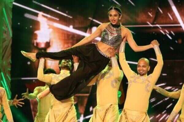 Cinema, shenanigans and superstars: SIIMA 2016 was a smash hit