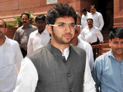 Yuva Sena chief Aaditya Thackeray to CM Devendra Fadnavis: Shift residents out of Mahul