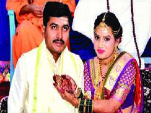 Equality reigns: Brides tie mangalsutra on grooms in inter-caste weddings