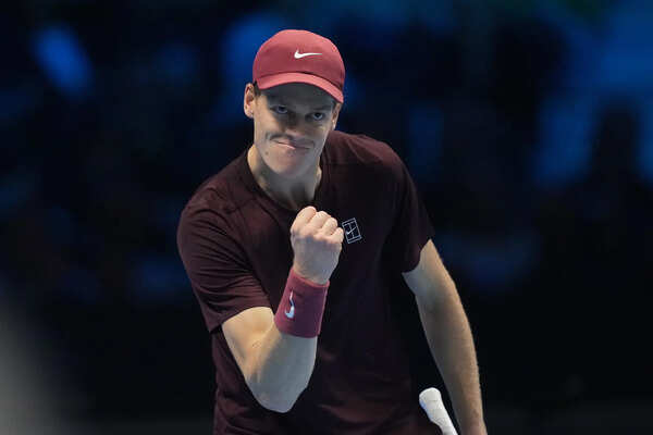 Jannik Sinner and Alexander Zverev advance to Indian Wells quarter-finals