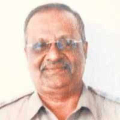 Harassed by 1st wife, cop ends life '" inside police stn