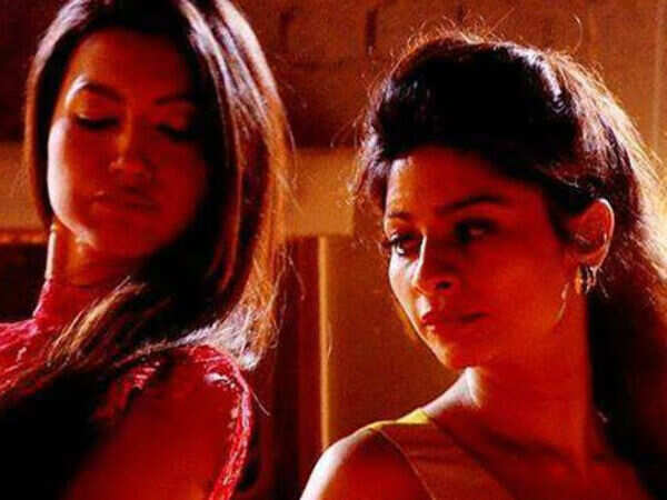 Bigg Boss rivals Tanisha and Gauhar go mum on love