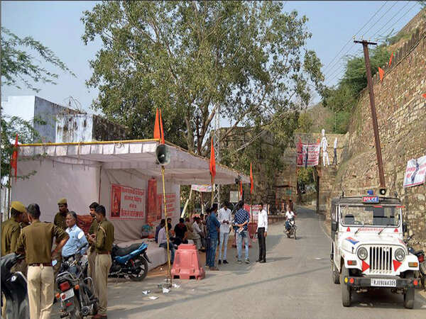 Rajasthan cops face off protesters over call for ‘Chittor bandh’ today