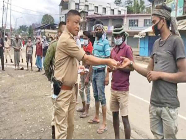 Gallantry award winner cop excels in lockdown service