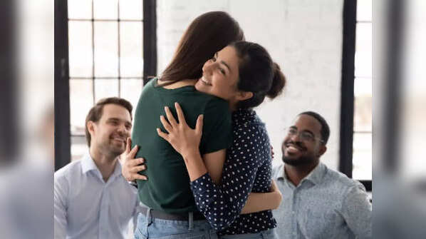 7 ways to have a healthy work relationship with your colleague