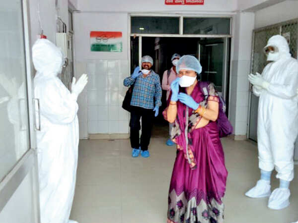 10 more Covid-19 patients discharged after recovery in Lucknow