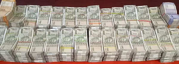 Rs 18 lakh seized in Madurai, Trichy as poll code checks intensify