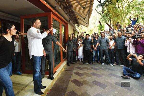 Sanjay Dutt: I am now a bonafide shayar; have written 500 couplets in jail