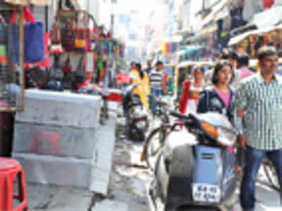BBMP wants you to upload footpath encroachment pics
